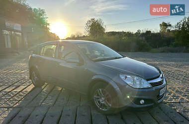 Хетчбек Opel Astra 2007 в Люботині