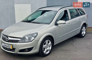 Універсал Opel Astra 2008 в Вінниці