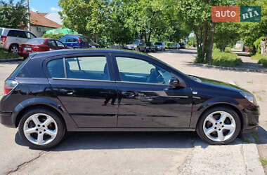 Хэтчбек Opel Astra 2008 в 