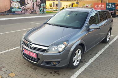 Універсал Opel Astra 2005 в Луцьку