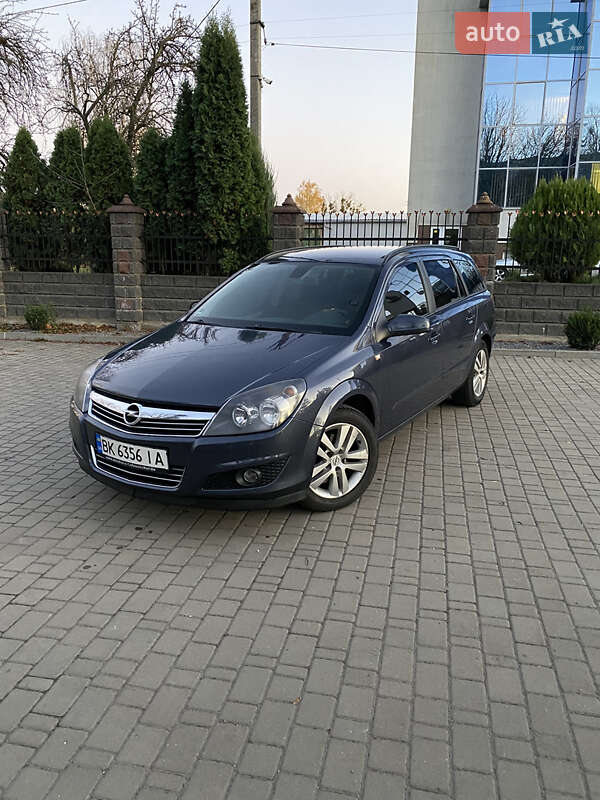 Универсал Opel Astra 2008 в 