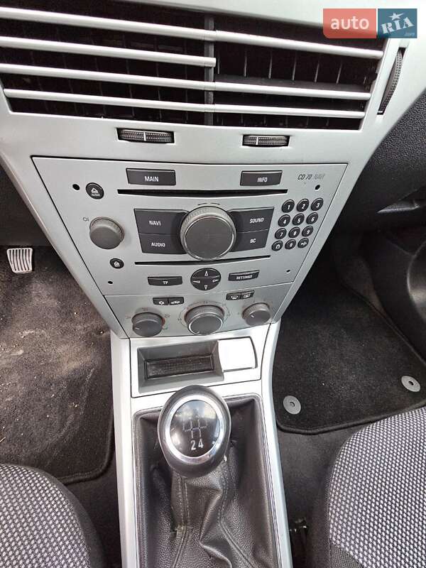 Универсал Opel Astra 2009 в Каменском