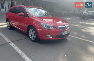 Opel Astra 2010 Opel Astra 2010