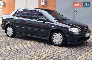 Седан Opel Astra 2007 в Борщеве