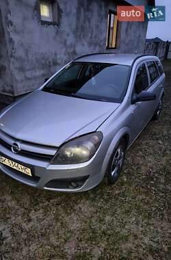 Універсал Opel Astra 2005 в 