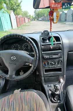 Седан Opel Astra 2008 в 