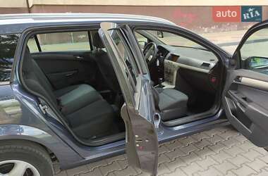 Универсал Opel Astra 2008 в 