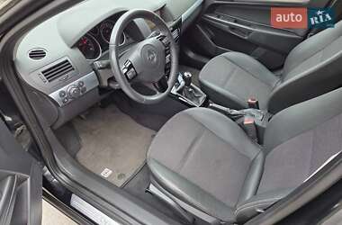 Универсал Opel Astra 2009 в 
