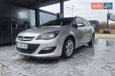 Opel Astra 2012