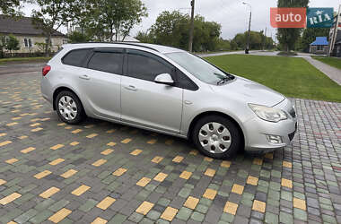 Универсал Opel Astra 2011 в Каменец-Подольском