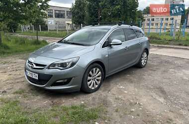 Универсал Opel Astra 2012 в Львове