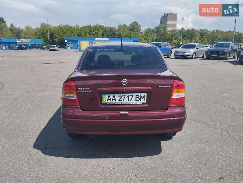 Седан Opel Astra 2007 в Киеве