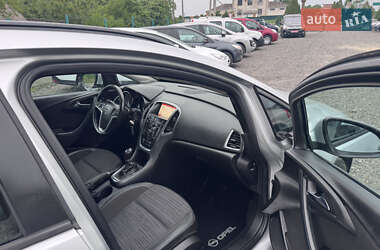 Универсал Opel Astra 2016 в 