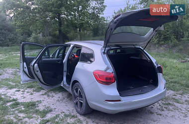 Універсал Opel Astra 2015 в 