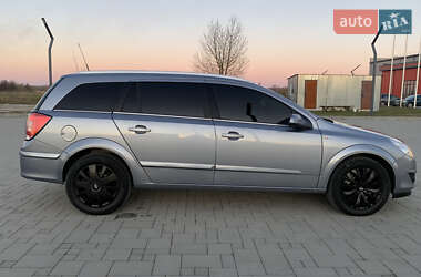 Универсал Opel Astra 2008 в 