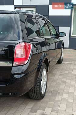 Універсал Opel Astra 2007 в 