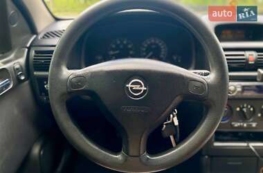 Седан Opel Astra 2008 в 