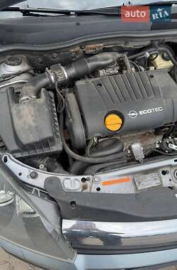 Універсал Opel Astra 2005 в 