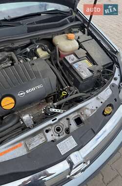 Універсал Opel Astra 2005 в 