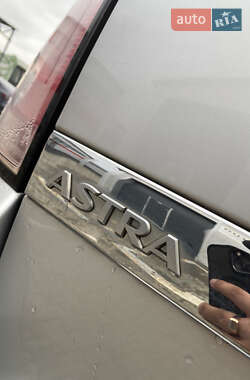 Універсал Opel Astra 2007 в 