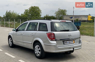 Универсал Opel Astra 2006 в 