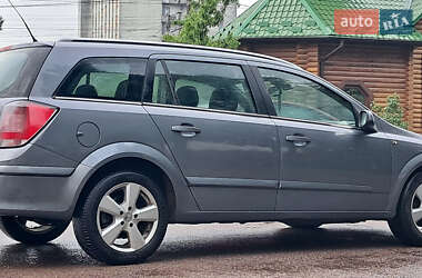 Универсал Opel Astra 2005 в 