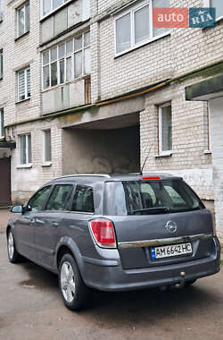 Универсал Opel Astra 2005 в 