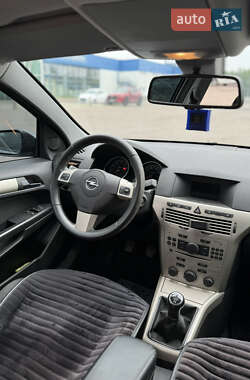 Седан Opel Astra 2008 в 