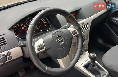 Универсал Opel Astra 2007 в 