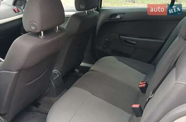 Универсал Opel Astra 2007 в 