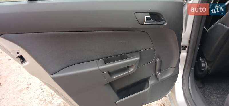 Универсал Opel Astra 2007 в Сумах