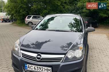 Хэтчбек Opel Astra 2009 в Киеве