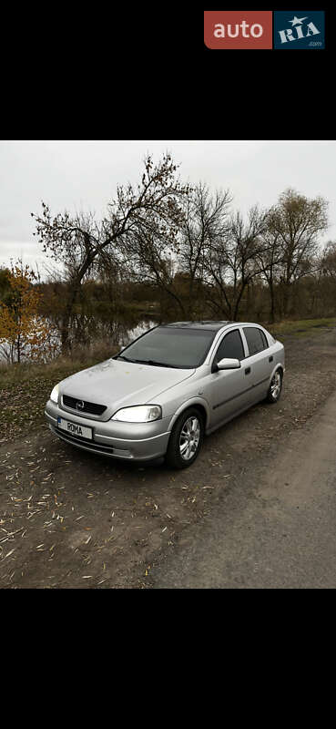 Хетчбек Opel Astra 2000 в Лубнах