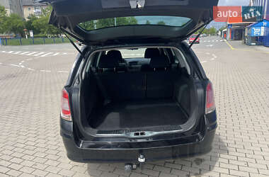 Универсал Opel Astra 2006 в 
