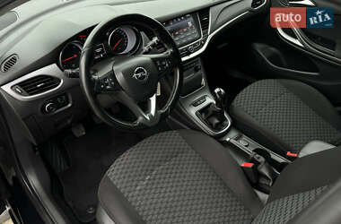 Универсал Opel Astra 2017 в 