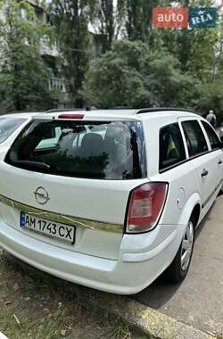 Универсал Opel Astra 2009 в 