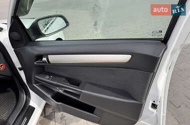 Універсал Opel Astra 2007 в 