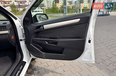 Універсал Opel Astra 2007 в 