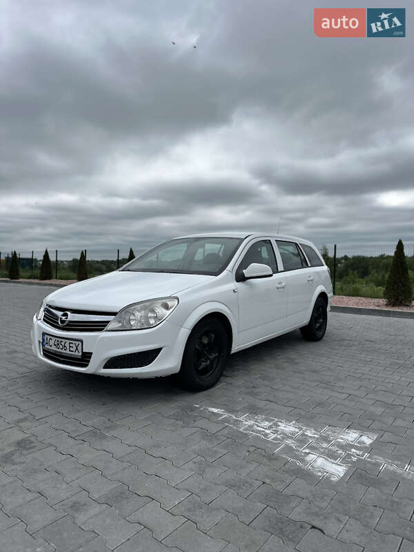 Универсал Opel Astra 2009 в 