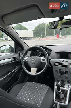 Универсал Opel Astra 2009 в 