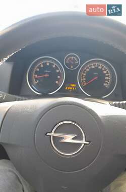 Універсал Opel Astra 2006 в 
