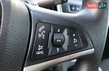 Хэтчбек Opel Astra 2011 в 
