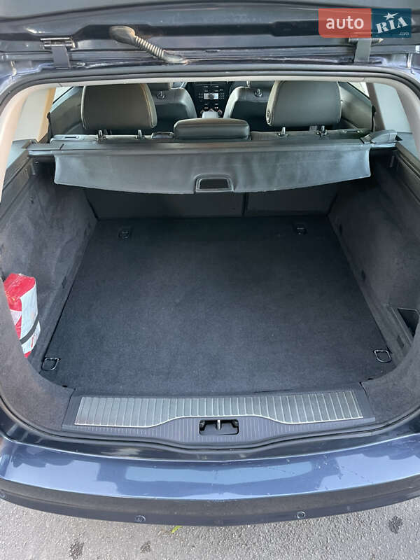 Универсал Opel Astra 2010 в Ровно
