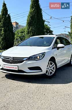 Универсал Opel Astra 2018 в Сумах