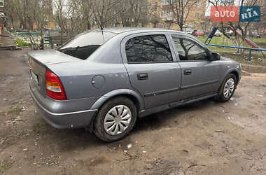 Седан Opel Astra 2008 в 