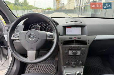 Универсал Opel Astra 2007 в 