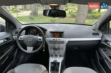 Універсал Opel Astra 2009 в 