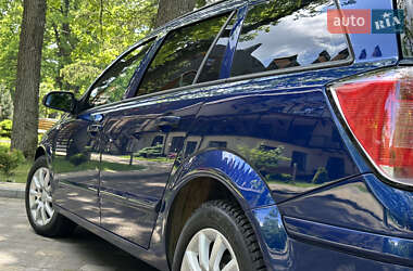 Універсал Opel Astra 2009 в 