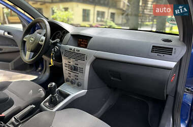 Універсал Opel Astra 2009 в 