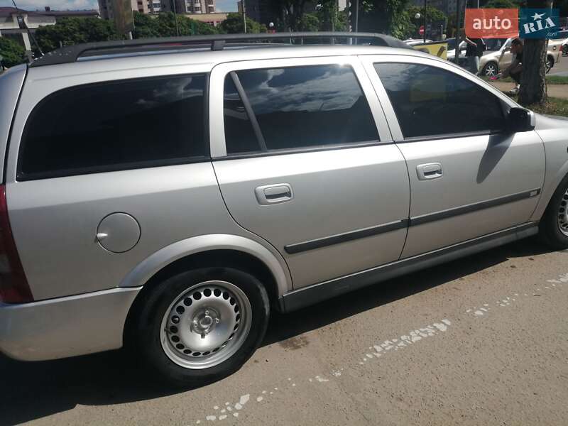 Универсал Opel Astra 2004 в Ивано-Франковске